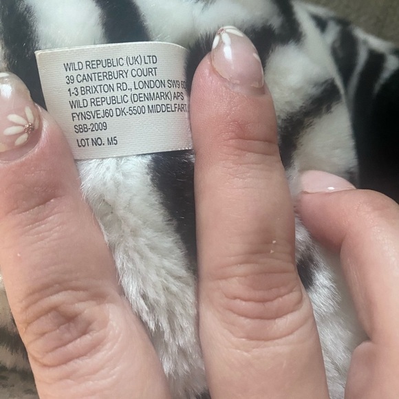 WILD REPUBLIC 2009 Sitting 12” Zebra Plush - Picture 8 of 9